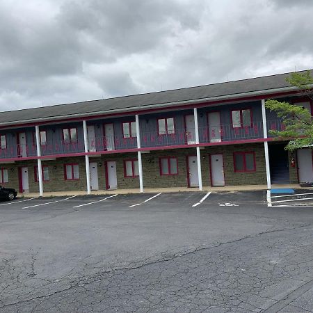 Travelodge By Wyndham Strasburg/Lancaster Amish Country Экстерьер фото