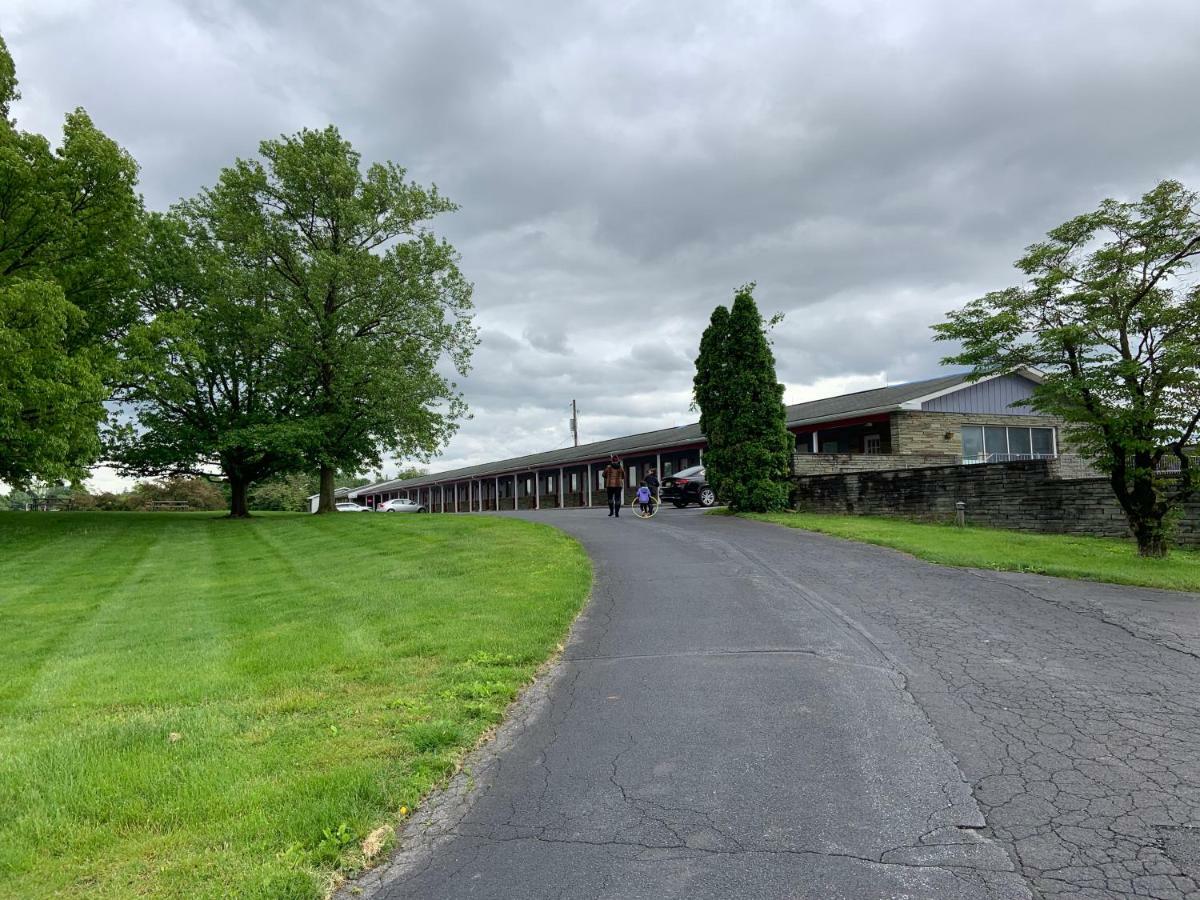 Travelodge By Wyndham Strasburg/Lancaster Amish Country Экстерьер фото